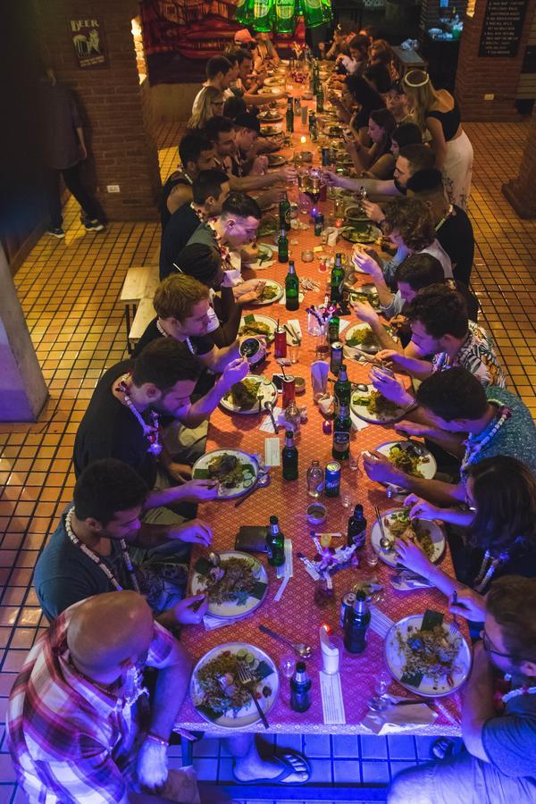Mad Monkey Hostel バンコク都 エクステリア 写真