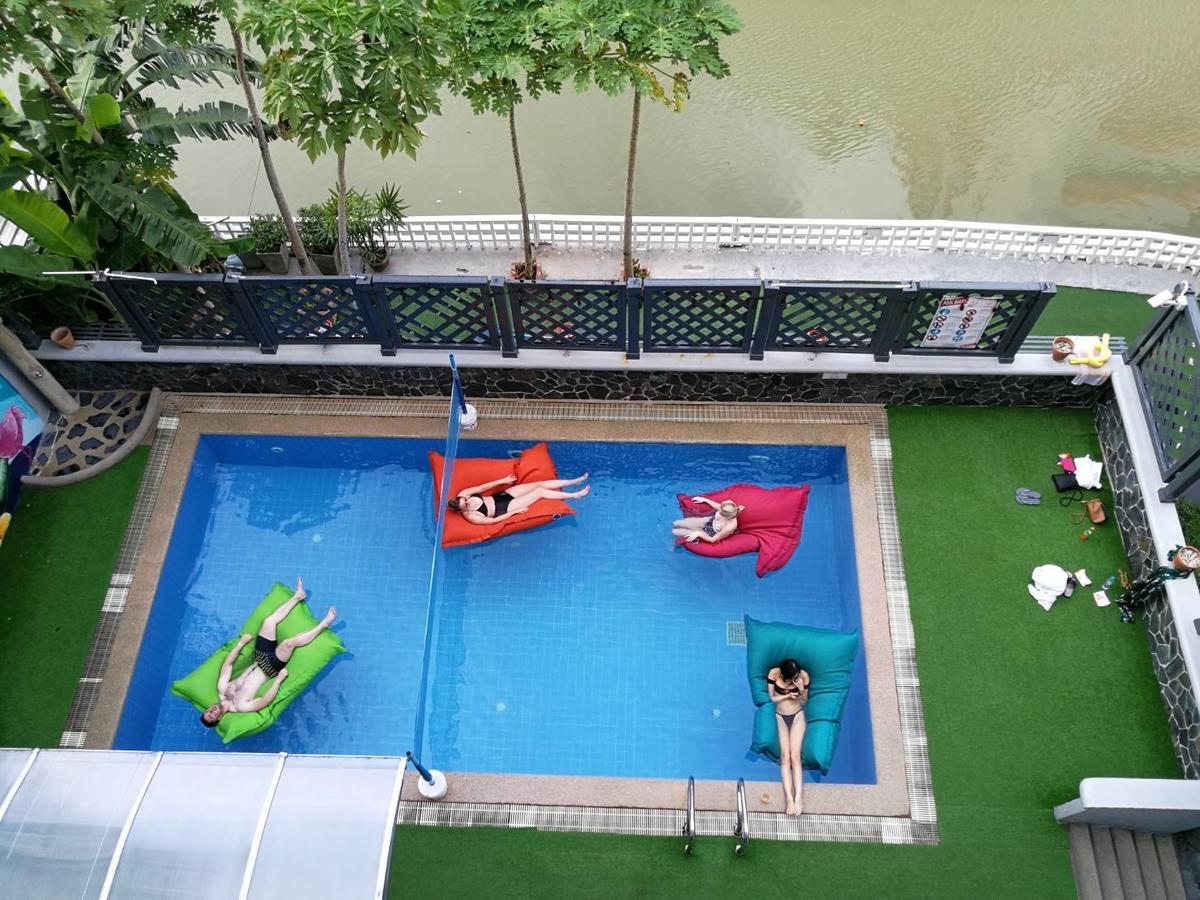 Mad Monkey Hostel バンコク都 エクステリア 写真